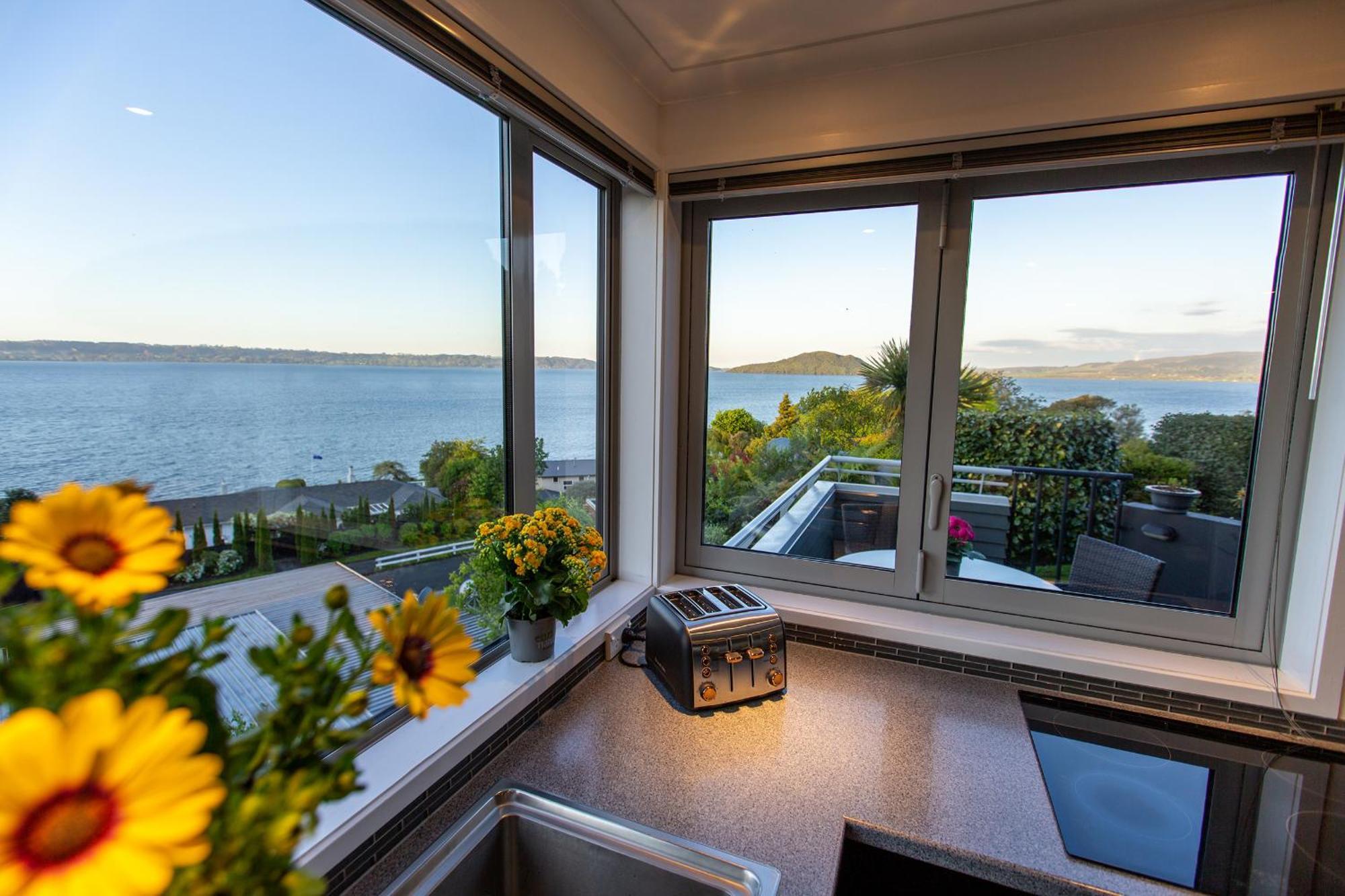 Rotorua Serenity Lakeview Retreat Exterior foto